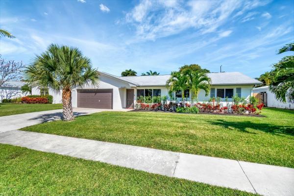 Golfview Harbour, 1211 SW 26th Ave, Boynton Beach, Florida 33426, image 1