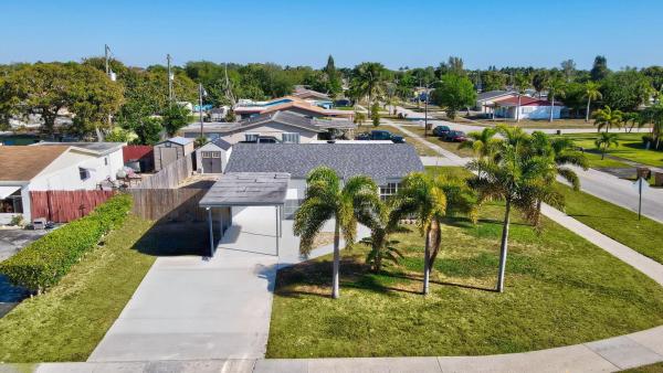 Alwood Homes, 307 NW 4th Pl, Deerfield Beach, Florida 33441, image 1