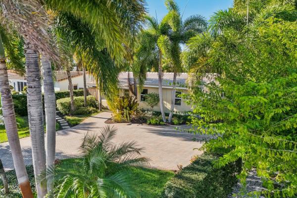 Sunset Manors, 13 NE 26th Ct, Wilton Manors, Florida 33334, image 1