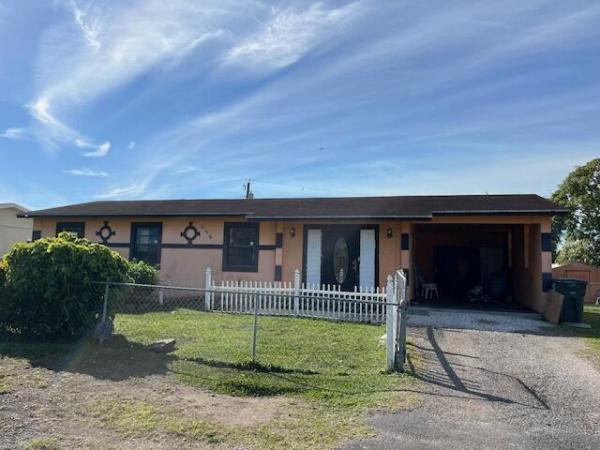 932 SW Avenue H, Belle Glade, Florida 33430, image 1