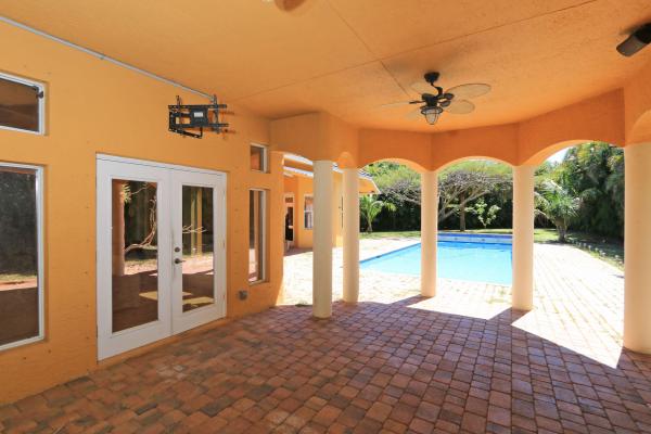 Southbend Lakes Estates, 3502 SE Burk Ct, Port St. Lucie, Florida 34984, image 1