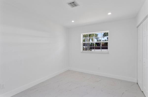 Floral Park Lantana, 6887 Osborne Dr, Lake Worth, Florida 33462, image 2