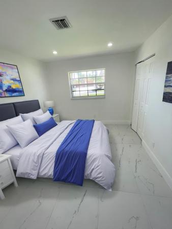Floral Park Lantana, 6887 Osborne Dr, Lake Worth, Florida 33462, image 3