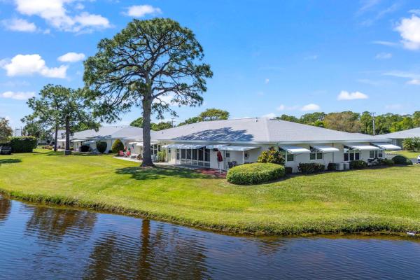 High Point Of Fort Pierce, 106 Lakes End Dr #B, Fort Pierce, Florida 34982, image 2