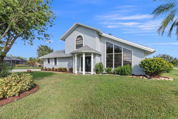 843 SE Thornhill Dr, Port St. Lucie, Florida 34983, image 1