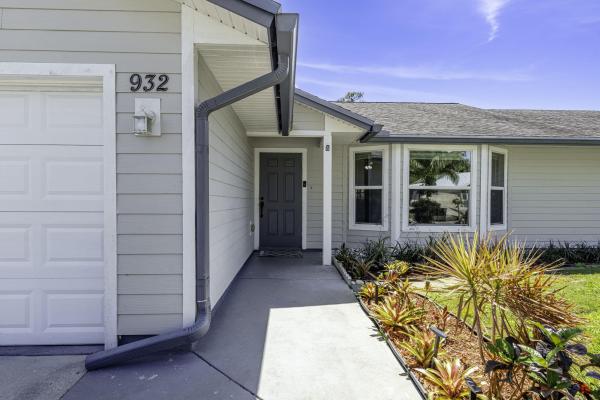 Riverview, 932 SE Damask Ave, Port St. Lucie, Florida 34983, image 1