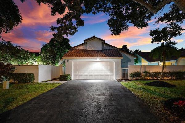 Rainberry Lake, 1635 NW 22nd Ave, Delray Beach, Florida 33445, image 1