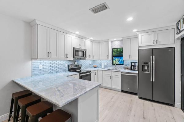 Chateau On The Knoll, 9250 SW 61st Way #C, Boca Raton, Florida 33428, image 1
