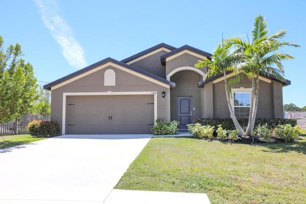 Hidden Oaks, 1266 SW Dalton Ave, Port St. Lucie, Florida 34953, image 1