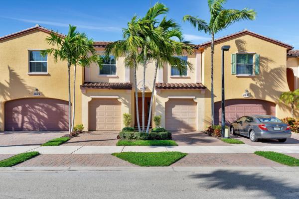 Trevi At The Gardens, 4627 Mediterranean Cir, Palm Beach Gardens, Florida 33418, image 1