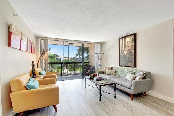 1523 Bridgewood Dr, Boca Raton, Florida 33434, image 1