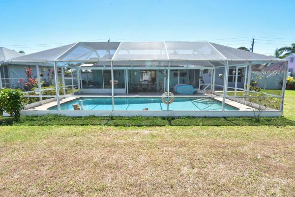 Bayshore Heights, 557 SE Seahouse Dr, Port St. Lucie, Florida 34983, image 2