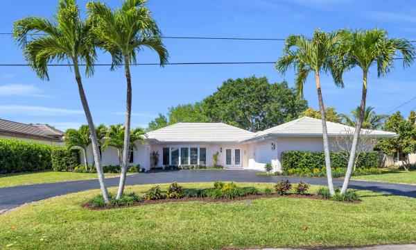 Tequesta Country Club, 237 Fairway, Tequesta, Florida 33469, image 1