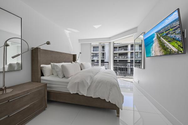 Carlton Place, 3140 S Ocean Blvd, Palm Beach, Florida 33480, image 2