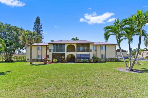 Pine Ridge 3, 310 Pine Ridge Cir #B-1, Greenacres, Florida 33463, image 1