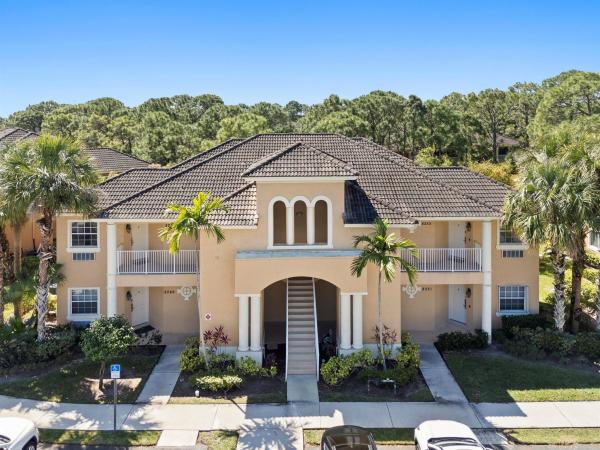Castle Pines, 8255 Mulligan Cir #3422, Port St. Lucie, Florida 34986, image 1