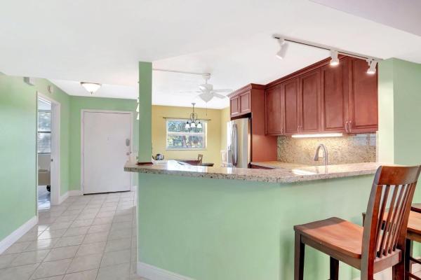 Boca Barwood, 23305 Barwood Ln N #209, Boca Raton, Florida 33428, image 2