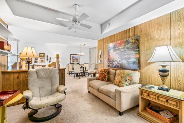 Palm Royal, 25 SE 13th St #A5, Boca Raton, Florida 33432, image 2