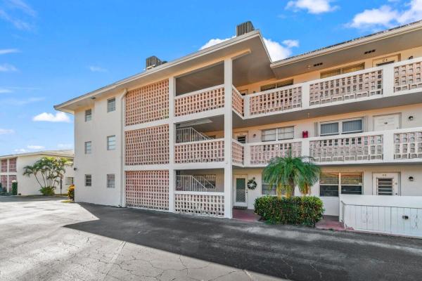 Palm Royal, 25 SE 13th St #A5, Boca Raton, Florida 33432, image 3
