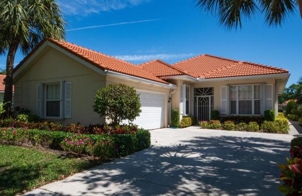 Oaks East, 618 Rosa Ct, Palm Beach Gardens, Florida 33410, image 1