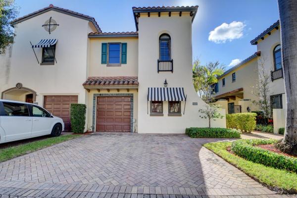 Villagio Del Mar, 810 Via Villagio, Hypoluxo, Florida 33462, image 1