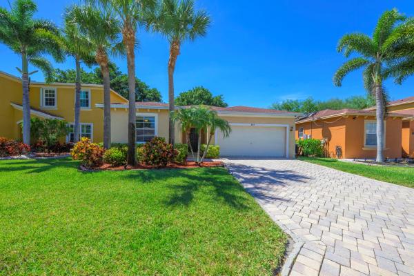 Sunterra, 887 Fieldstone Way, West Palm Beach, Florida 33413, image 1