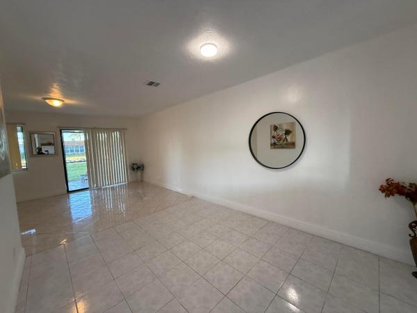 Canalakes, 5102 Pier Dr, Greenacres, Florida 33463, image 2