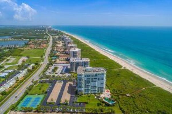 Aquanique Ocean Club, 2700 N Highway A1a #902, Fort Pierce, Florida 34949, image 1