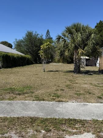 Tourist Nook Delray, 216 NW 8th Ave, Delray Beach, Florida 33444, image 1