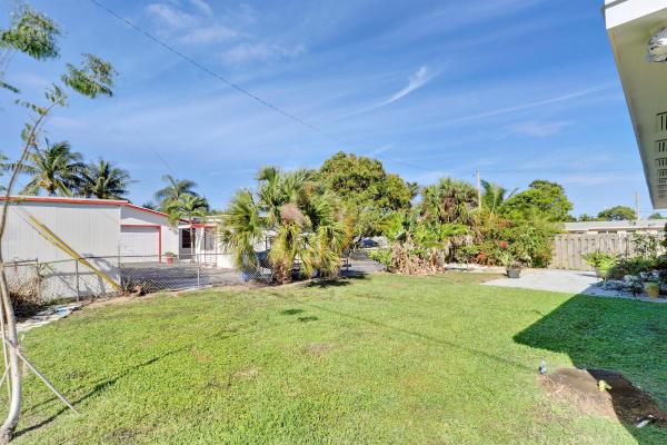 Park Manor, 230 W 19th St, Riviera Beach, Florida 33404, image 1