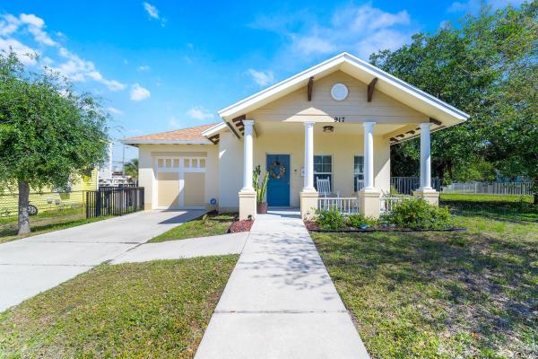 Freshwater Avenue, 917 14th St, West Palm Beach, Florida 33401, image 1