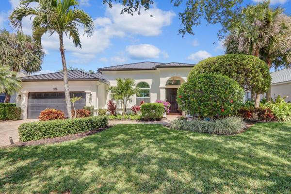 Riverside Oaks, 137 Magnolia Way, Tequesta, Florida 33469, image 1