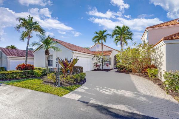 La Cristal At Crystal Pointe, 2556 La Cristal Cir, Palm Beach Gardens, Florida 33410, image 1