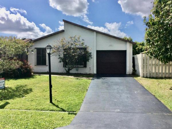 Mirror Lakes, 5214 Minto Rd, Boynton Beach, Florida 33472, image 1