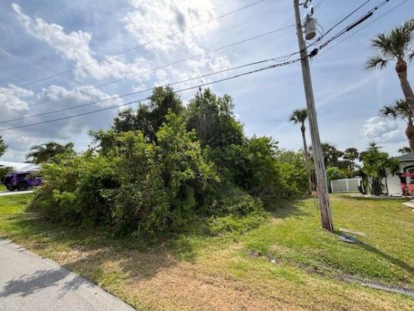 1486 SW Bartell Ave, Port St. Lucie, Florida 34953, image 2