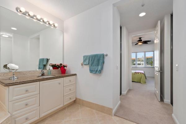 Harbour Isle West, 16 Harbour Isle Dr #103, Fort Pierce, Florida 34949, image 1