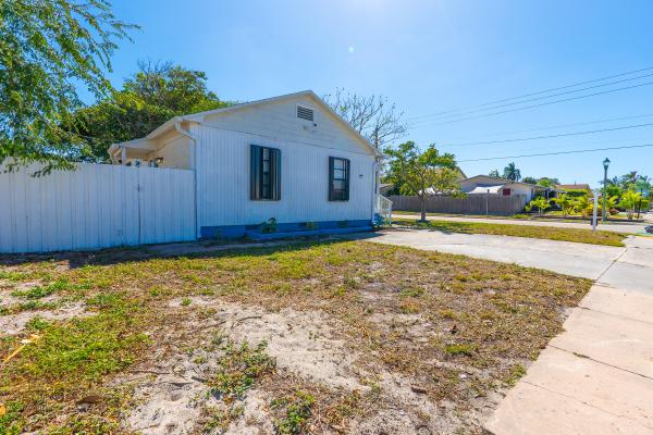 The Gardens, 5000 Lake Ave, West Palm Beach, Florida 33405, image 2