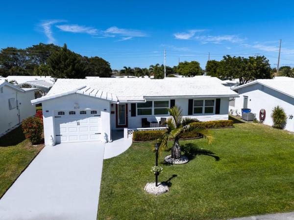 Palm Beach Leisureville, 809 SW 3rd Ave, Boynton Beach, Florida 33426, image 1