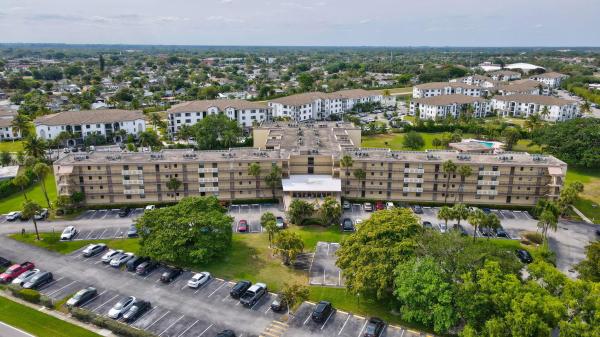 Isle Of Boca Dunes, 9355 SW 8th St #320, Boca Raton, Florida 33428, image 1