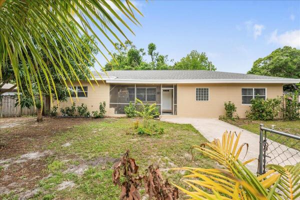Maravilla Golf Park, 2911 Sylvan Ter, Fort Pierce, Florida 34982, image 1