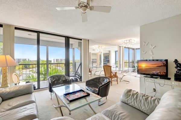 Lakewood Midrise At Boca West Country Club, 7738 Lakeside Blvd #372, Boca Raton, Florida 33434, image 1