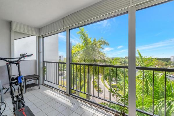 Lakewood Midrise At Boca West Country Club, 7738 Lakeside Blvd #372, Boca Raton, Florida 33434, image 1