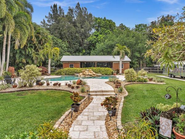 5020 SW 188th Ave, Southwest Ranches, Florida 33332, image 1
