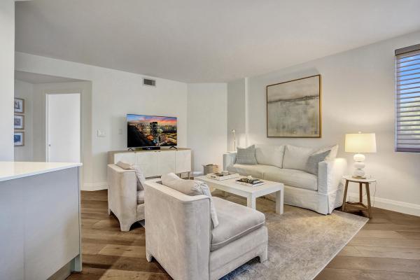 Landings Of Delray Beach, 790 Andrews Ave #C204, Delray Beach, Florida 33483, image 2