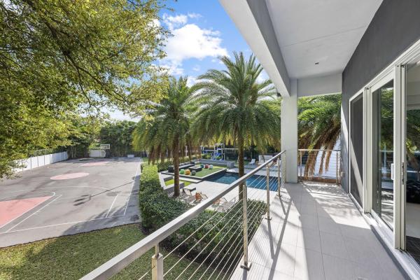 Village Del Mar, 7047 San Sebastian Cir, Boca Raton, Florida 33433, image 1