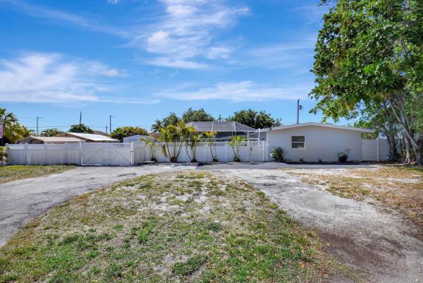Floral Park, 2550 Floral Rd, Lake Worth Beach, Florida 33462, image 1