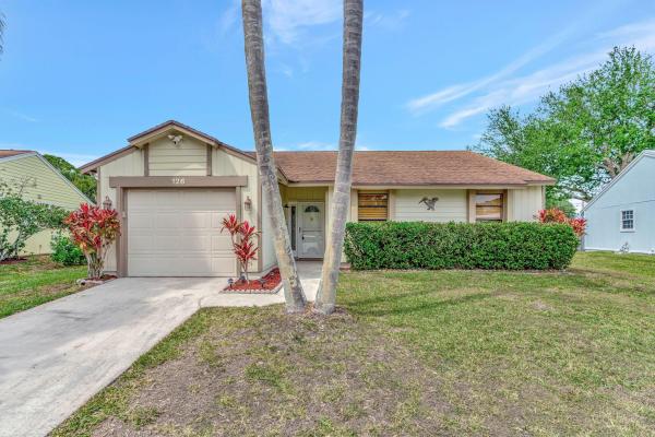 Jupiter Village, 126 Greentree Cir, Jupiter, Florida 33458, image 1