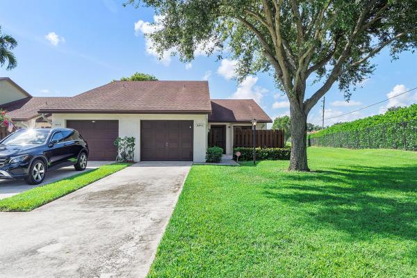 Oakwood Lakes, 3840 Coco Loba Ln, Boynton Beach, Florida 33436, image 1
