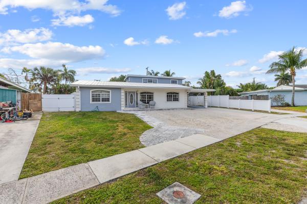 Lake Osborne Estates, 1405 Tahoe Ct, Lake Worth, Florida 33461, image 1