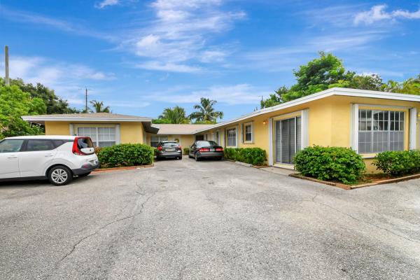 Juno Terrace, 1853 Service Rd #Apt 4, North Palm Beach, Florida 33408, image 1